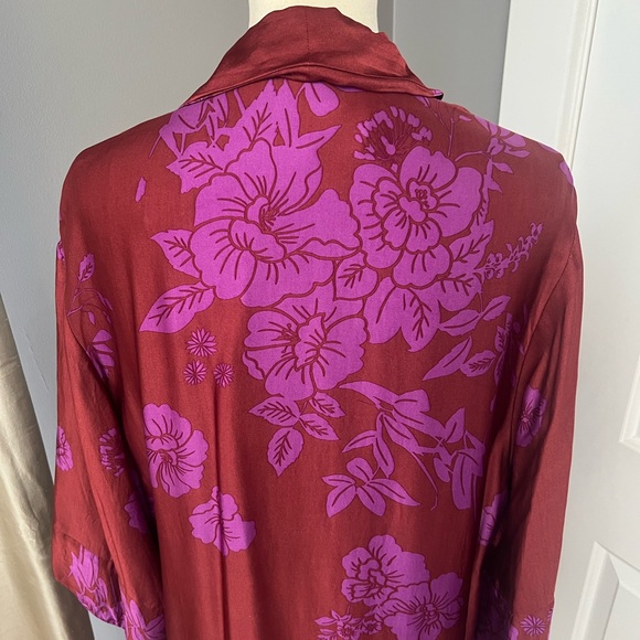 Zara Floral Kimono with Purple Accents - Picture 4 of 11